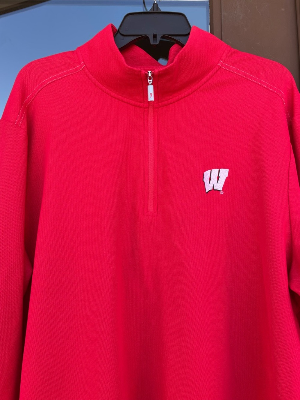 Tommy Bahama Red 1/4-Zip Wisconsin Badgers Pullover XL